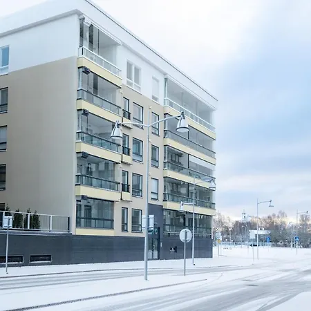 Center Apartment *